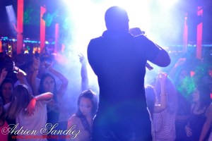 Miky Uno en Showcase au Pacha Plage le 26/10/2013. Photo : Adrien SANCHEZ INFANTE