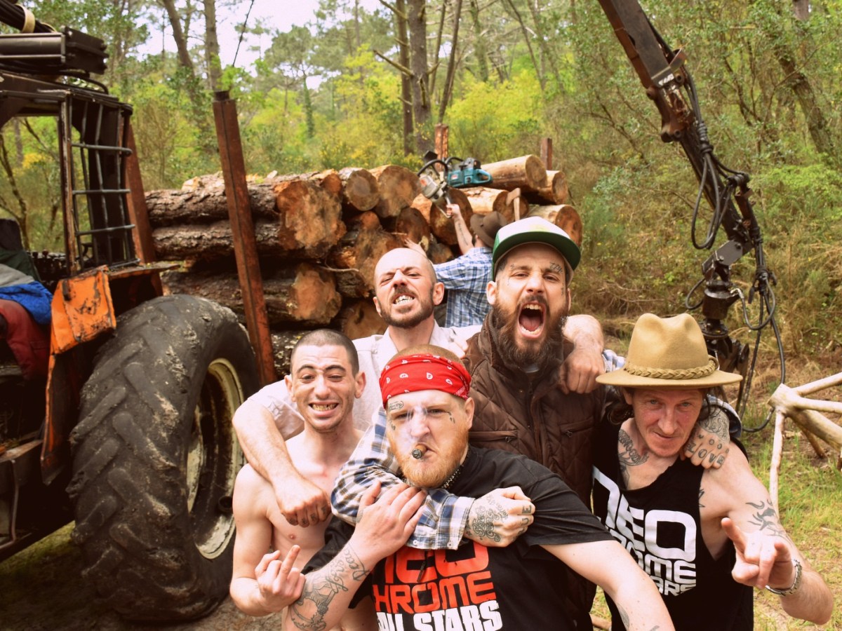 Clip Vidéo / BILLY JOE feat. KONI-K : LE SACRE DE LA&nbsp;TRONCONNEUSE